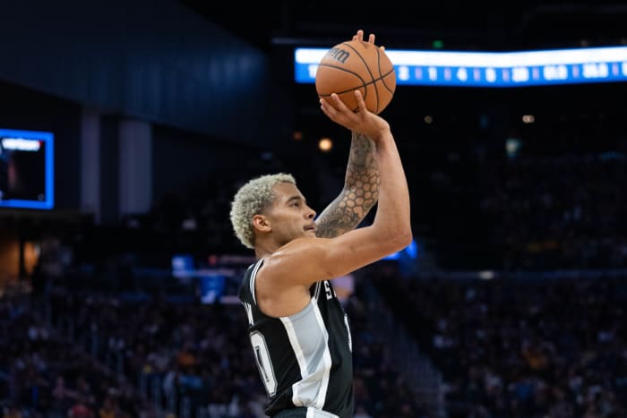 October 20, 2023; San Francisco, California, USA; San Antonio Spurs forward Jeremy Sochan (10) shoots the basketball against the Golden State Warriors during the second quarter at Chase Center.